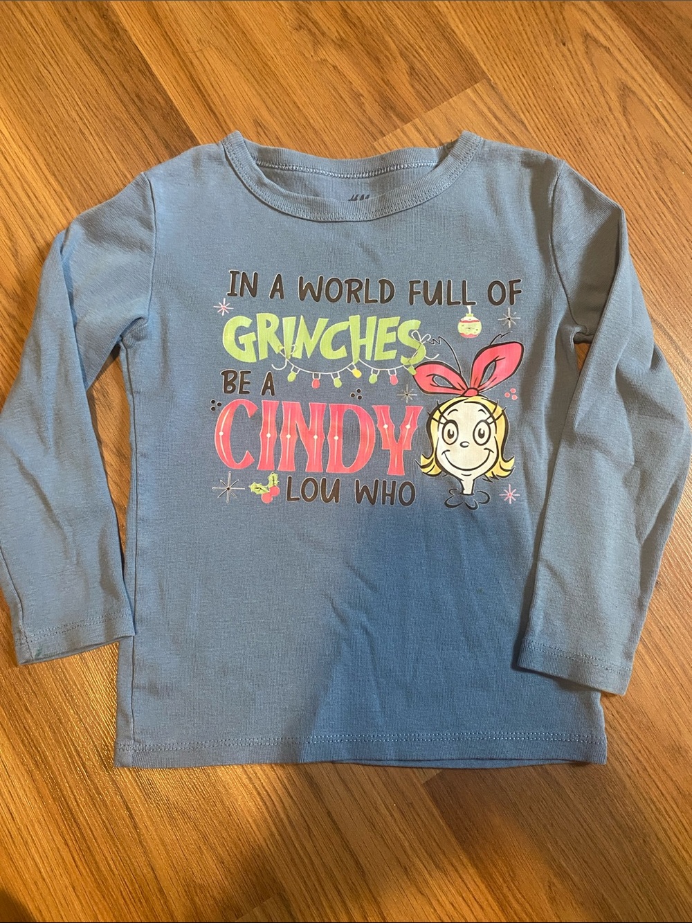 ✨8/$10. Cindy Lou Who Graphic Long-Sleeve Tee - size 4-6